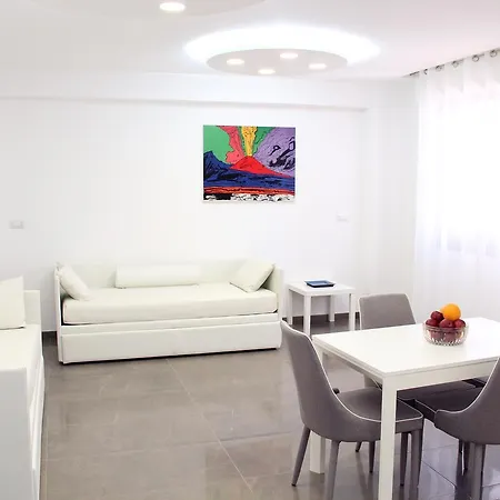 Mondo Suites Apartments-2